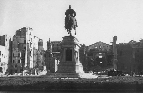 livorno statua equestre guerra